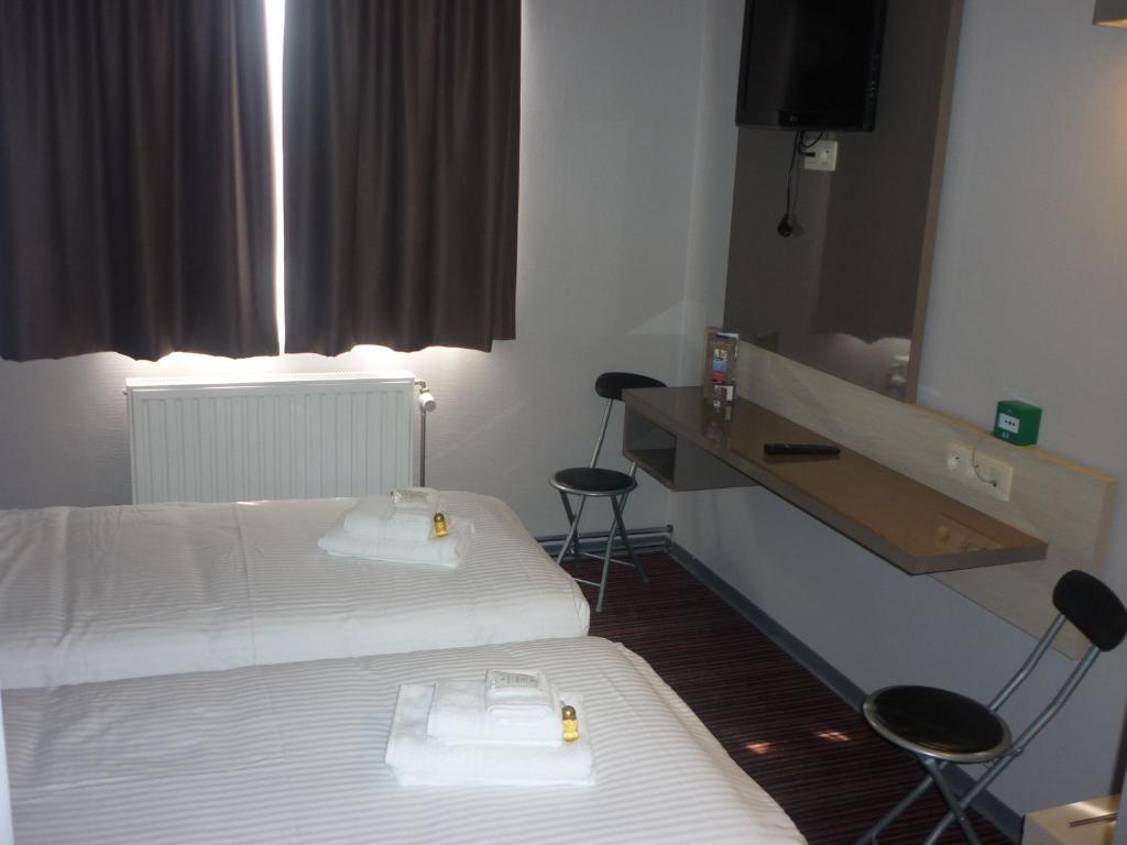 Hotel Les 100 Ciels Saint-Hubert Δωμάτιο φωτογραφία
